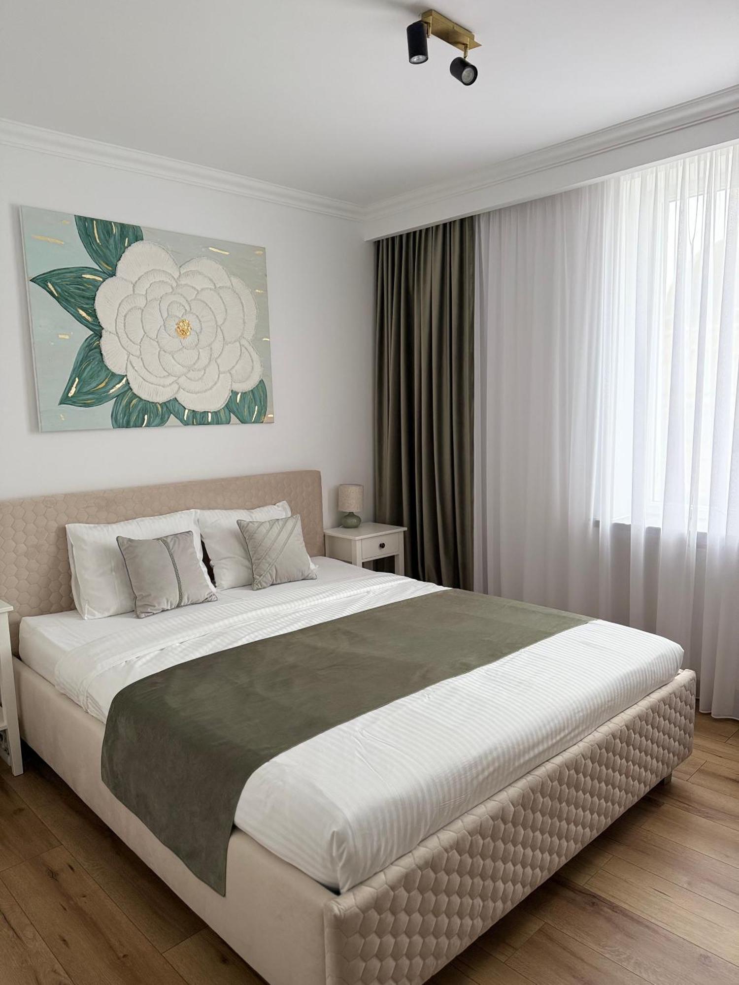 Aman 20 Apartment Craiova Exterior photo